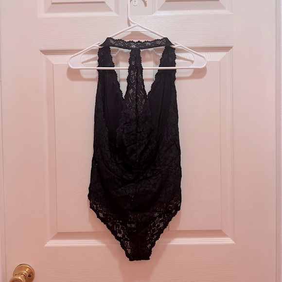 Free People Avery Lace Bodysuit in Black - Size Small, Deep V Neck Bodysuit NWT - Picture 9 of 9